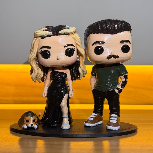 Casal de bonecos personalizados pintados à mão
